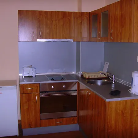 アパートホテル Complex Sunny Dreams 3*