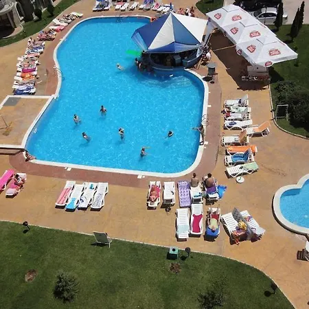 Complex Sunny Dreams Aparthotel 4*